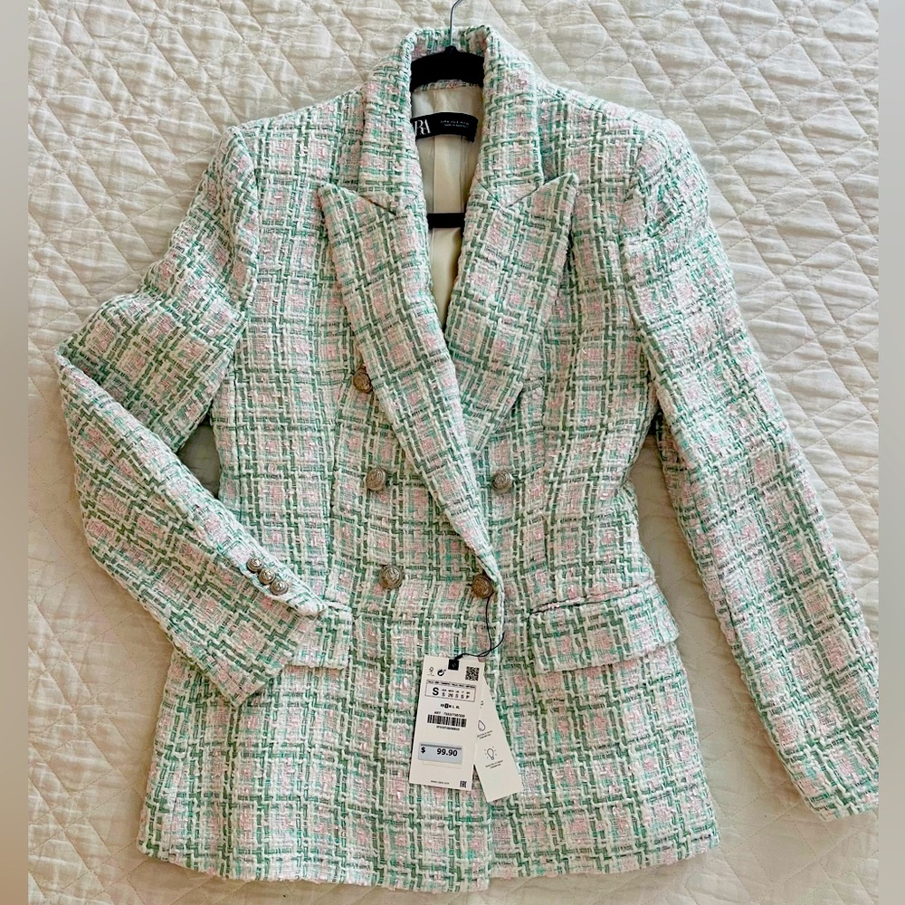 NWT Zara Chanel-esque bouclé blazer - amazing!